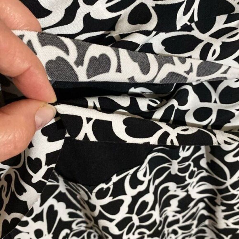 Abstract Print Cocktail Dress Women's Size 8 Black White - Picture 8 of 8